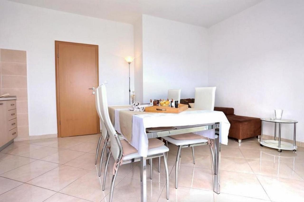 סגט ווראנייצה Apartments Frano מראה חיצוני תמונה