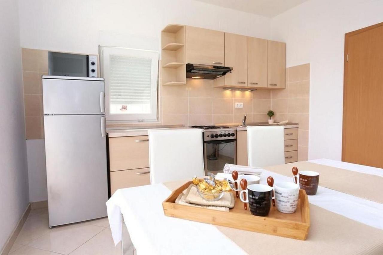 סגט ווראנייצה Apartments Frano מראה חיצוני תמונה