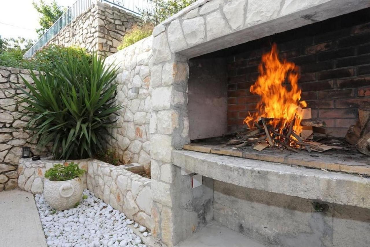 סגט ווראנייצה Apartments Frano מראה חיצוני תמונה